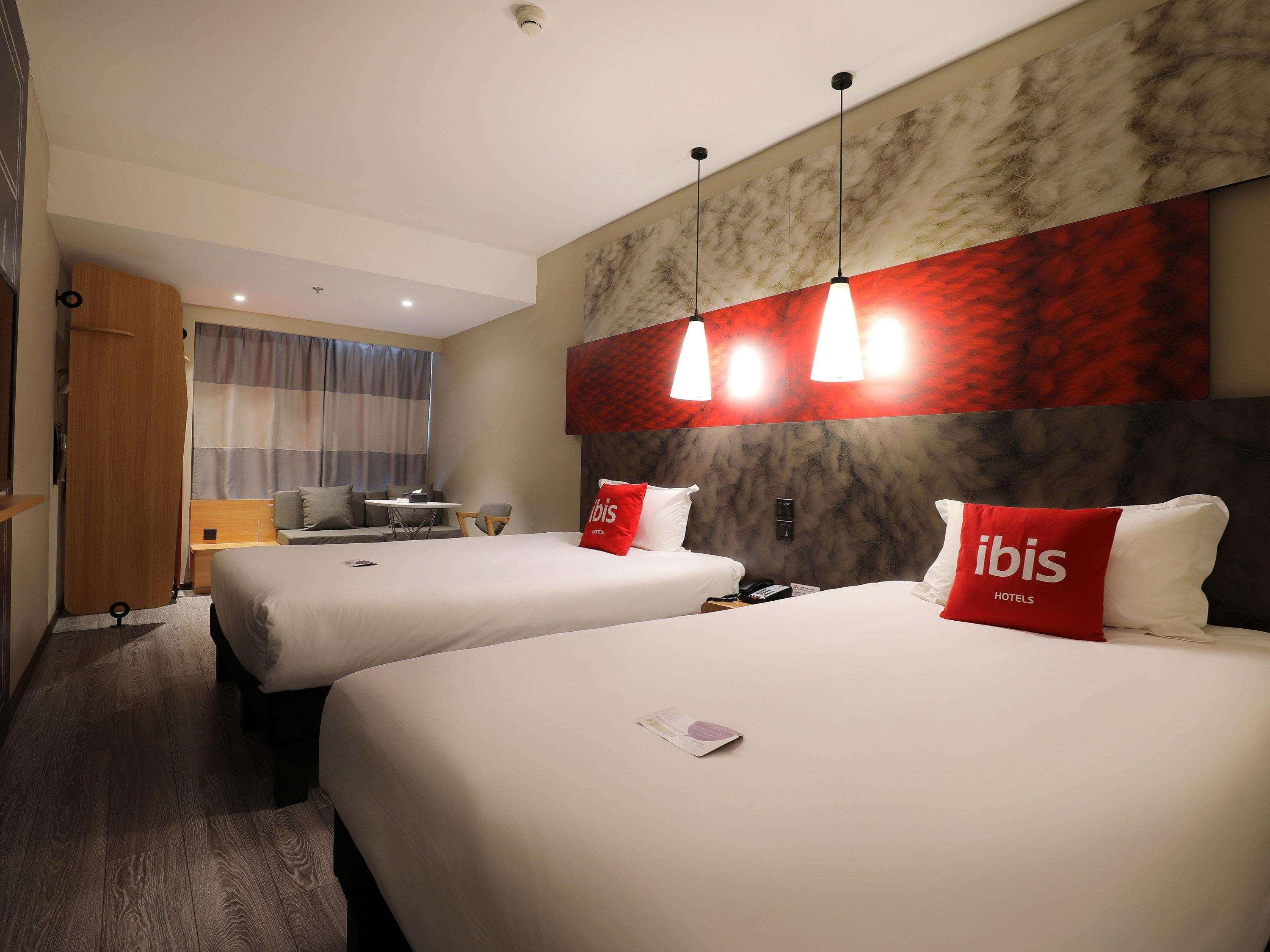 Ibis Dujiangyan Hotel Chengdu Zewnętrze zdjęcie