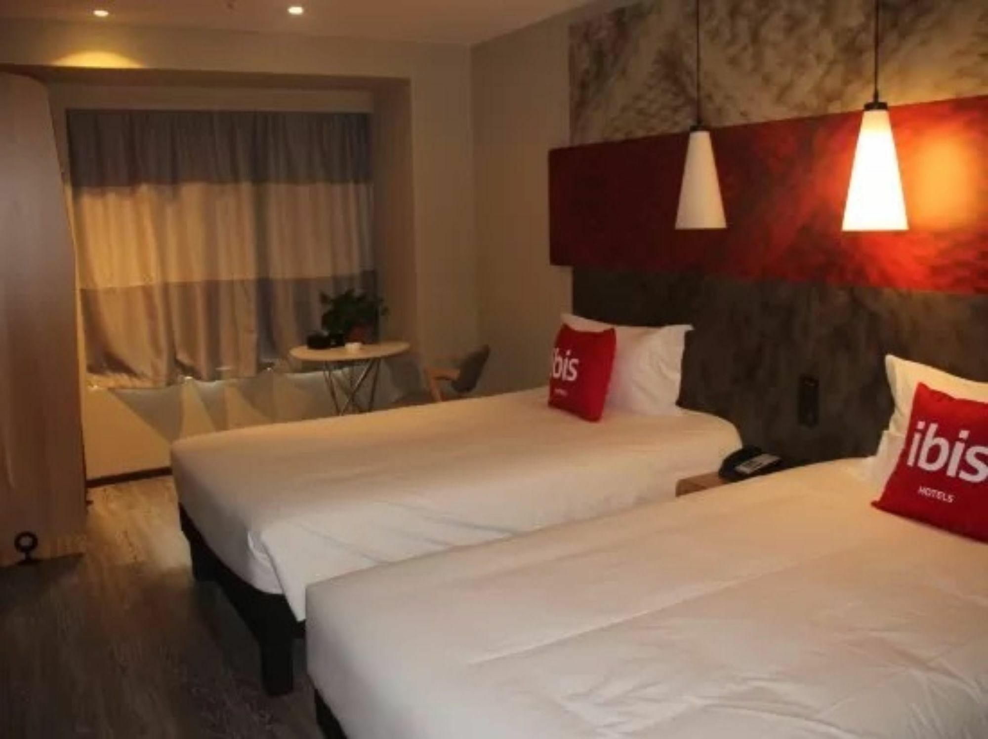 Ibis Dujiangyan Hotel Chengdu Zewnętrze zdjęcie